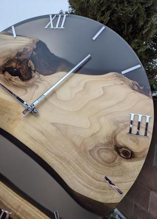 Настінний годинник з дерева горіха та епоксидної смоли діаметр 50 см10 фото