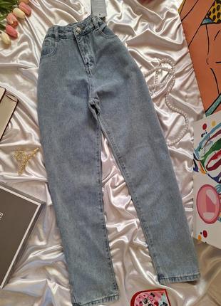 Голубі джинси моми з рваним карманом ззаду6 фото
