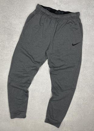 Чоловічі спортивні штани nike dri fit оригінал1 фото