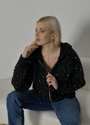 Бомбер zara с бусинками. 2