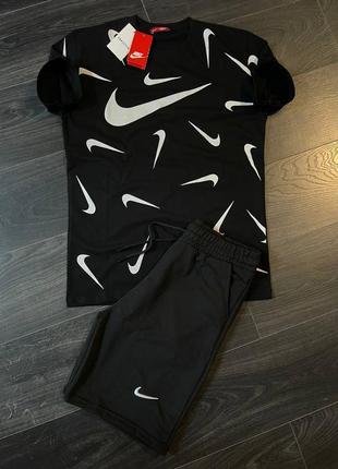 Спортивный костюм в стиле nike