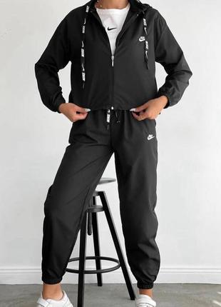 Спортивный костюм в стиле nike
