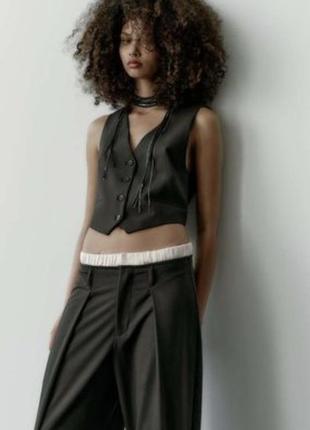 Zara новая модель широких брюк з контрастним поясом в стиле трусов-боксеров.9 фото