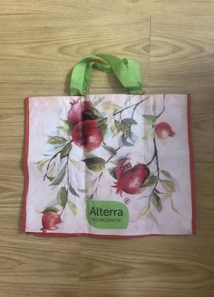 Вместительный шоппер alterra