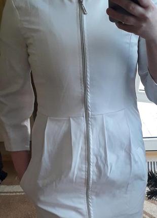 Жіночий медичний халат на блискавці3 фото