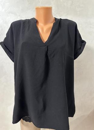 Базовая фирменная блуза от бренда chicoree
