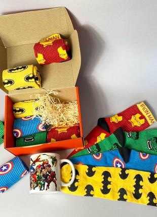 Набір жіночий подарунковий креативний з супергероями марвел чашка 330 мл, довгі шкарпетки весна-осінь 8 шт 36-419 фото