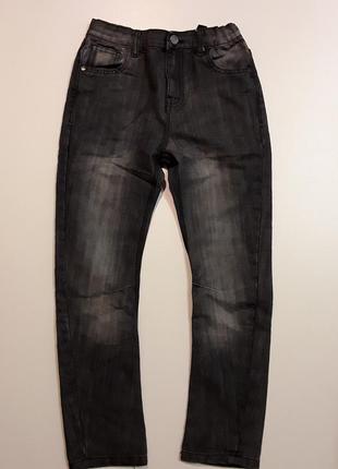 Фірмові джинси 9-10 років