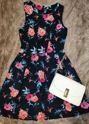 Коктельное платье, модный цветочный принт 🥰