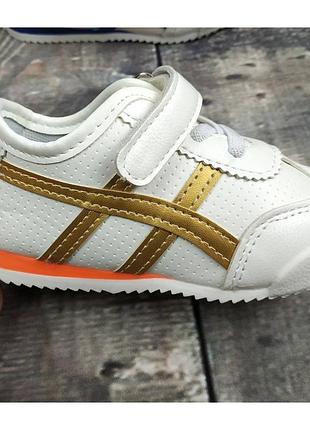 Детские кроссовки 2