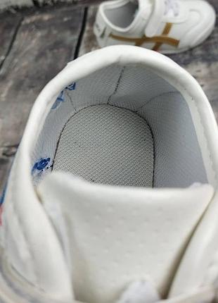 Детские кроссовки 4