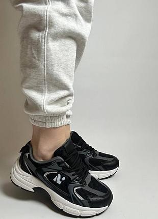 Кросівки 🌺❤️