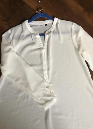 Біла нарядна довга блуза4 фото