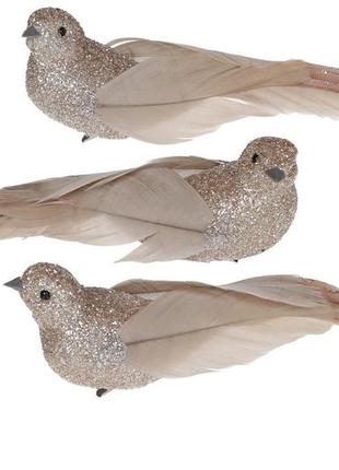 Декоративний птах на кліпсі 22см, 3 дизайни, колір - бежевий 499-087 - 12 шт упаковка товар від виробника