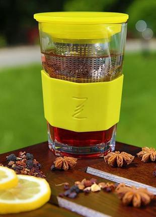 Склянка-заварник zestglass original 415 мл з металевим ситечком і силіконовим захистом (жовтогарячий)3 фото