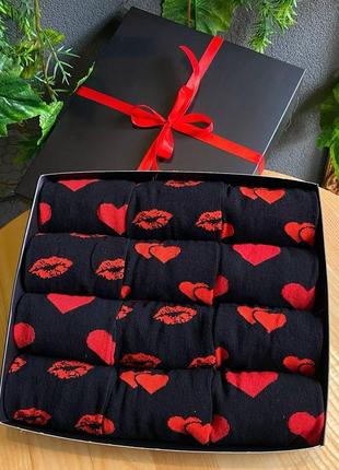 Подарунковий набір шкарпеток чоловічих на 12 пар 40-45 р чорні подарунок до дня усіх закоханих
