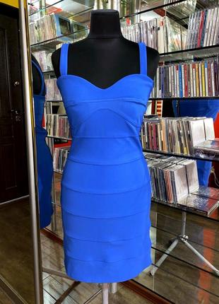 Синее женское бандажное платье на бретелях