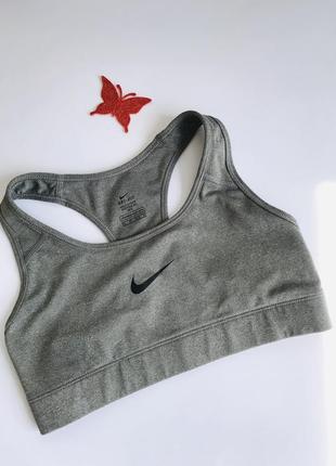 Спортивний сірий топ nike dry-fit щільна тканина в два шарі❤️ оригінал! сток!