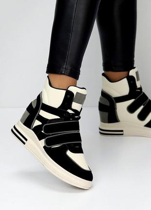 Женские сникерсы на липучках😍😍😍