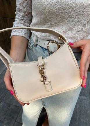 Женская сумка из эко-кожи ysl hobo milk ив сен лоран хобо yves saint laurent молочного цвета молодежная4 фото