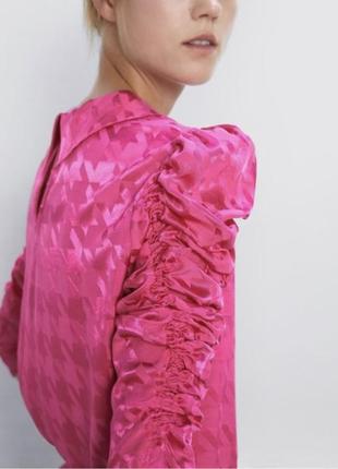 Крута шовкова блузка топ малинова в стилі tom ford1 фото