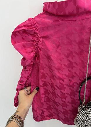 Крута шовкова блузка топ малинова в стилі tom ford5 фото