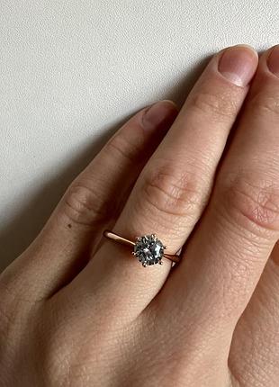 Каблучка кільце з фіанітом xuping медичний сплав позолота медичне золото