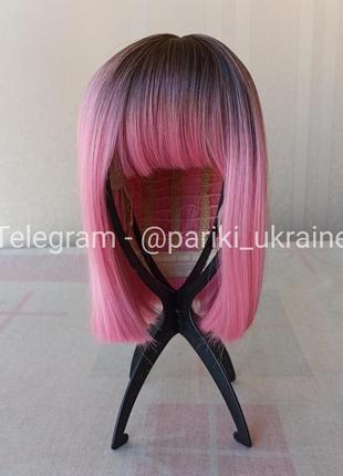 Коротка рожева перука, каре, з чубчиком, термостійка, парик5 фото