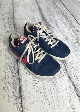 Стильные кроссовки легкие nike 36.5-37{24см по стельке}