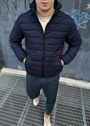 Весенние стеганые куртки