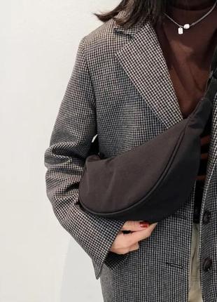 Женская сумка бананка uniqlo