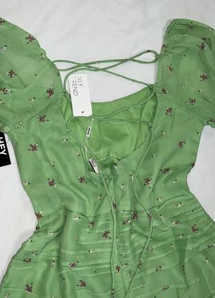 Зеленое платье с небольшой шнуровкой на спинке xl4 фото