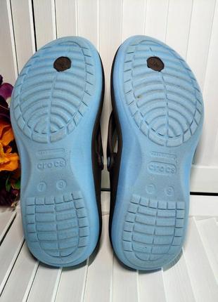 Вьетнамки шлепанцы коричневые унисекс 39р crocs unisex7 фото