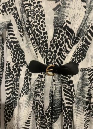 Гарненька стрейчева сукня l/xl