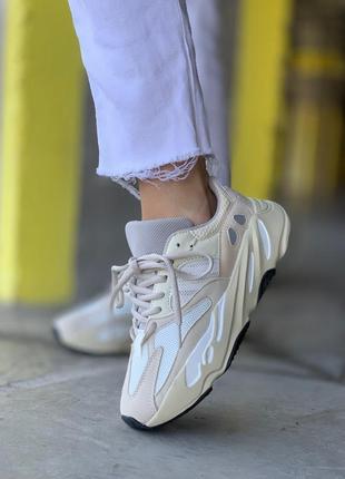 Женские кроссовки adidas yeezy boost 700 люкс качество5 фото