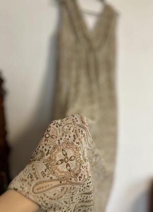 H&amp;m длинное платье на подкладке без рукавов с v образным вырезом декольте и на спине принт под огурц3 фото