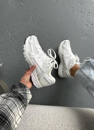 Кроссовки nike zoom vomero 5 white