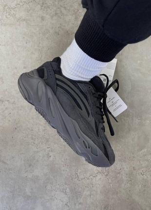 Жіночі кросівки adidas yeezy boost 700 v2 люкс якість