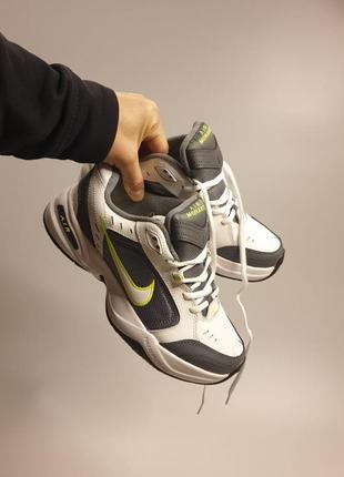 Шкіряні кросівки nike air monarch iv