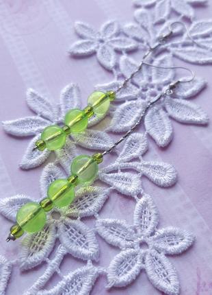 Оригинальные серьги ручн работ длинные цепочк