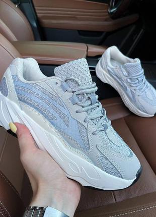 Жіночі кросівки adidas yeezy boost 700 v2 люкс якість