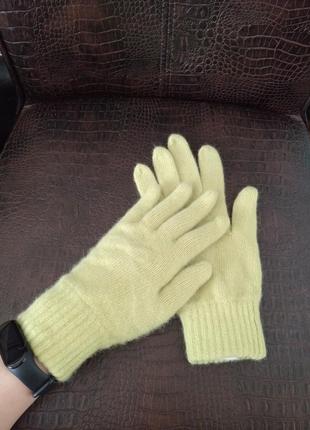 Ніжки рукавички з шерсті та ангори від бренду benetton