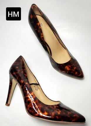 Туфли женские на высоком каблуке в леопардовый животный принт с острым носом от бренда hm 412 фото