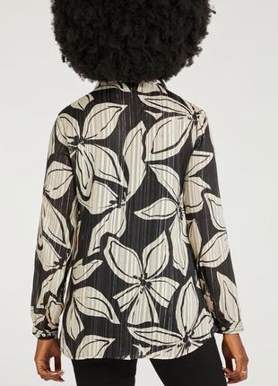 Сорочка блуза в квіти з люрексом3 фото