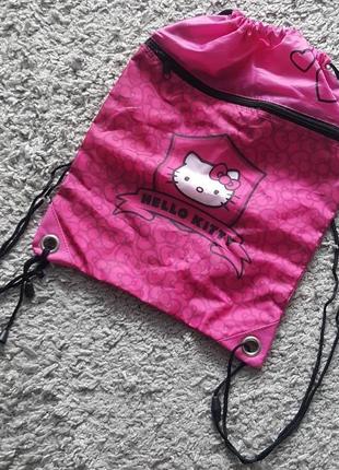 Оригінал.новий,яскравий,фірмовий рюкзак-мішок hello kitty компанії sanrio
