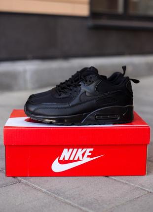 Оберіть стильні чоловічі кросівки nike air max 90 surplus black