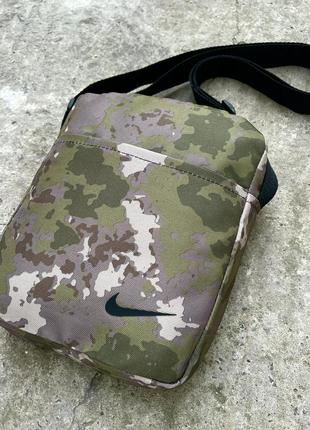 Барсетка зеленая камуфляжная сумка-барсетка в военном стиле зеленого цвета хаки камуфляжная сумка10 фото