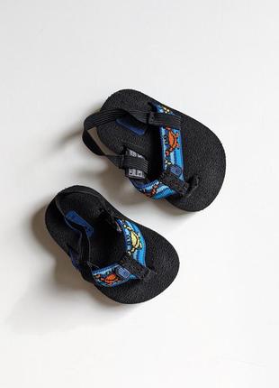 Босоніжки teva