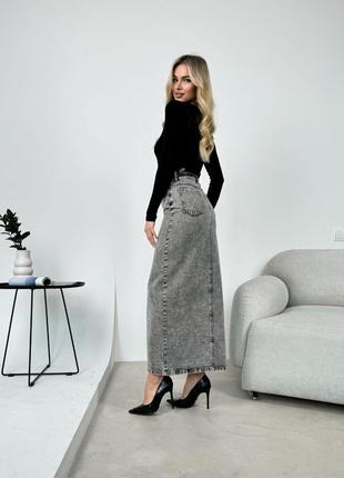 Трендовая длинная джинсовая юбка макси с разрезом8 фото