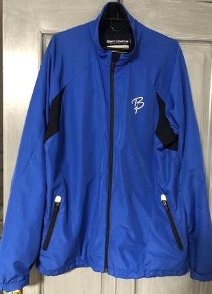 Вітровка чоловіча